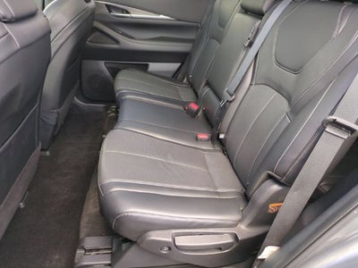 2022 INFINITI QX60 LUXE
