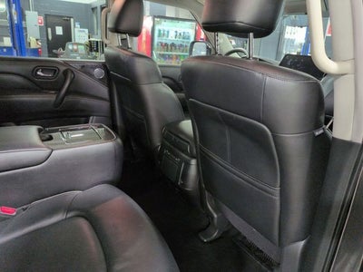 2024 INFINITI QX80 LUXE