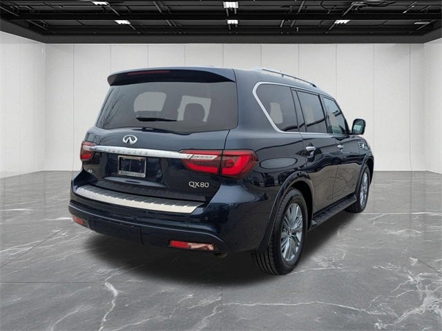 2024 INFINITI QX80 LUXE