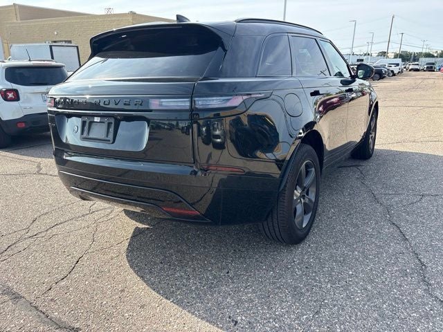 2025 Land Rover Range Rover Velar Dynamic SE