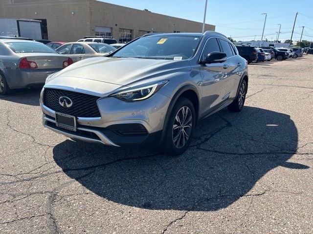 2019 INFINITI QX30 LUXE
