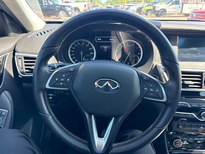 2019 INFINITI QX30 LUXE