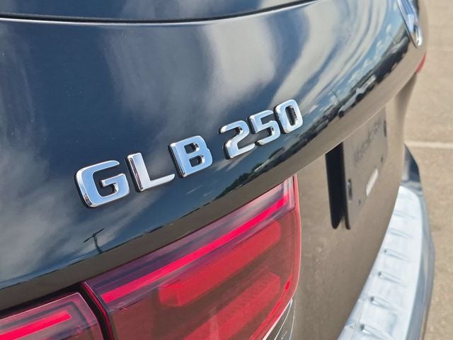 2025 Mercedes-Benz GLB GLB 250