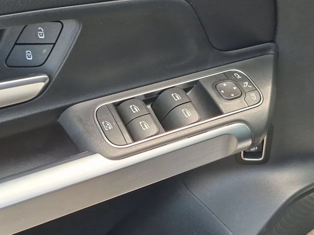2025 Mercedes-Benz GLB GLB 250