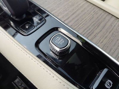 2023 Volvo XC90 B6 Plus 7-Seater